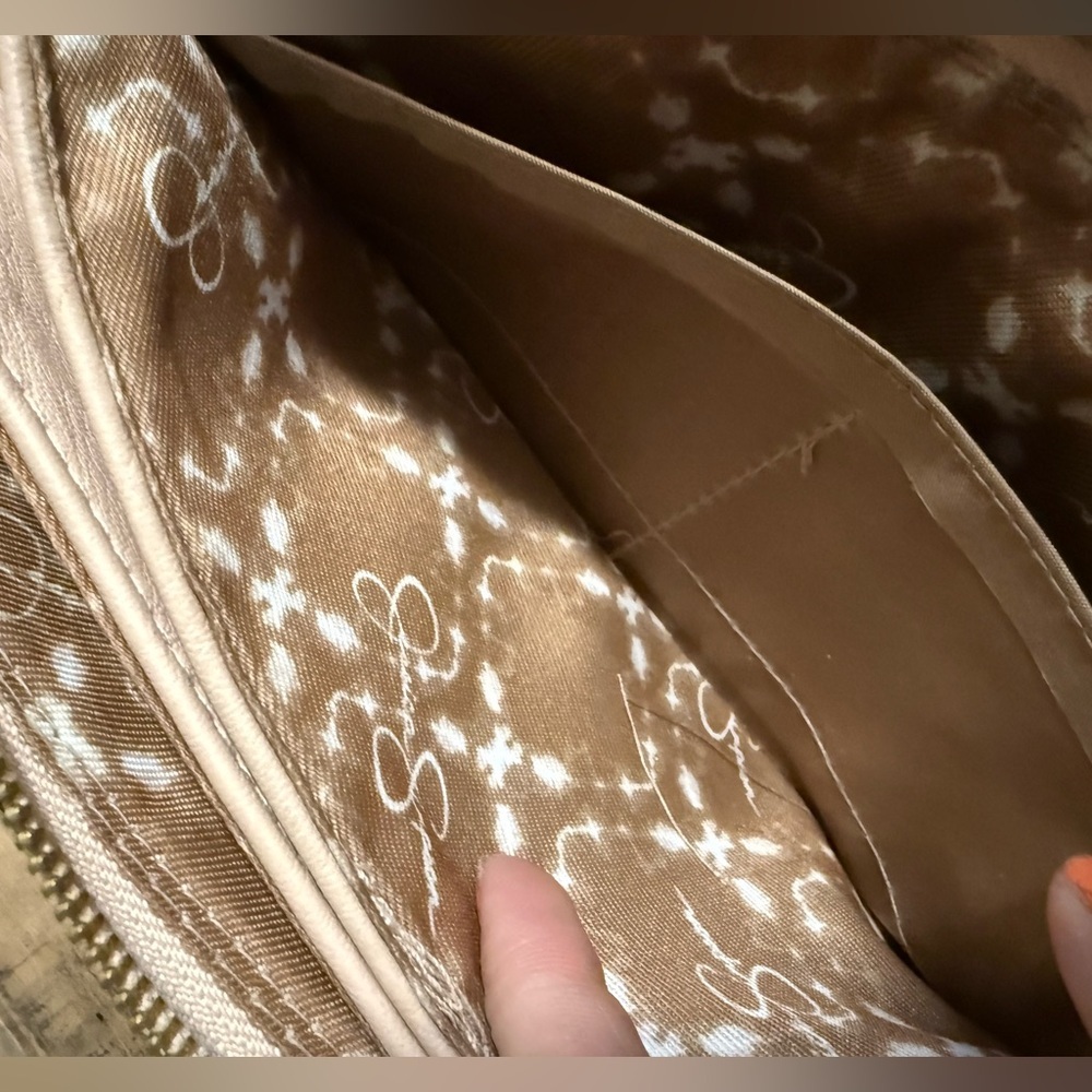 Light Pink and Cream Patterned Purse - Picture 7 of 8